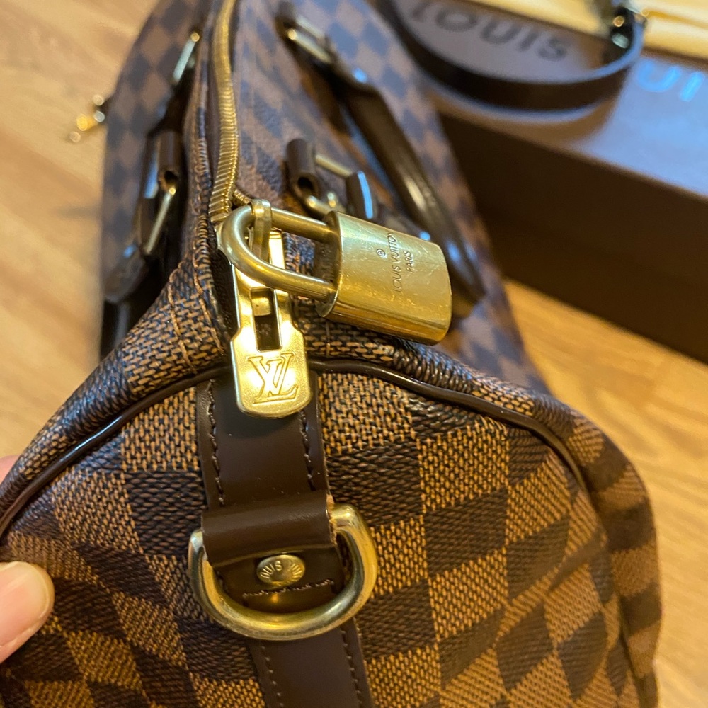 Louis Vuitton Damier Ebene Canvas Speedy 30 Bandoulière Crossbody Bag - Picture 7 of 14